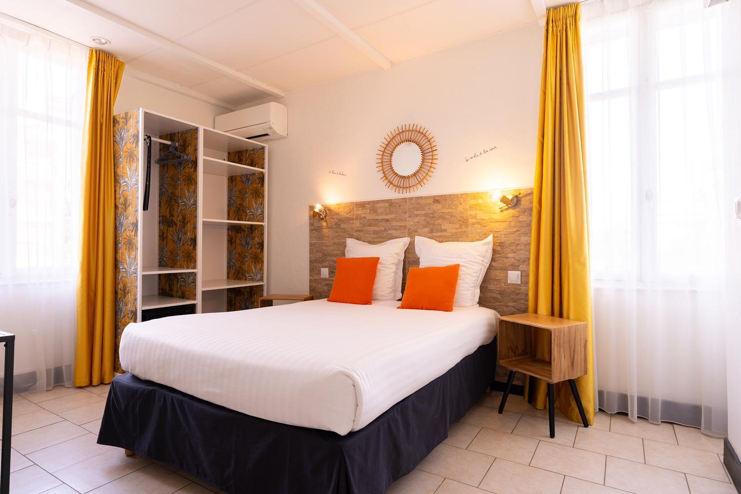 Hotel Le Castellamar Σαιντ-Μαξίμ Εξωτερικό φωτογραφία